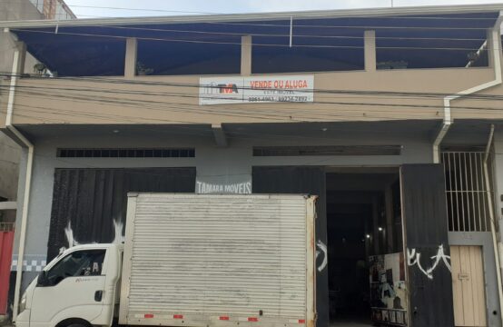 Casa com 04 quartos &#8211; Riacho das Pedras