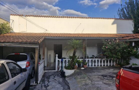 Casa com 03 quartos &#8211; Riacho das Pedras