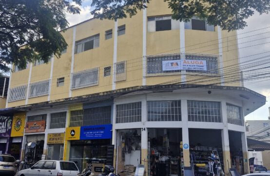 Sala com 25m² &#8211; Inconfidentes