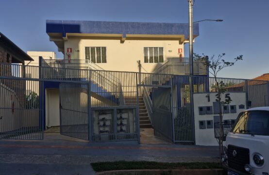 Apartamento com 02 quartos – Xangrilá