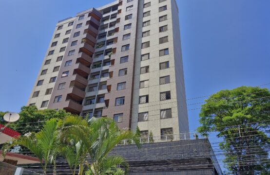 Apartamento com 03 quartos – Barreiro