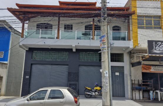 Apartamento com 02 quartos – Laranjeiras